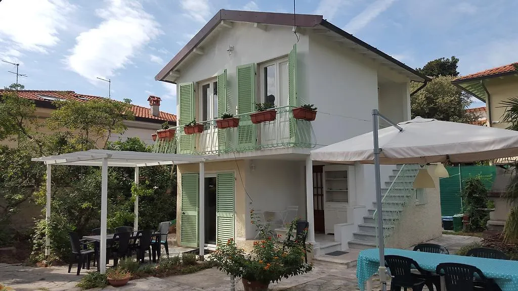 Le Mura Holiday Home Marina di Pietrasanta